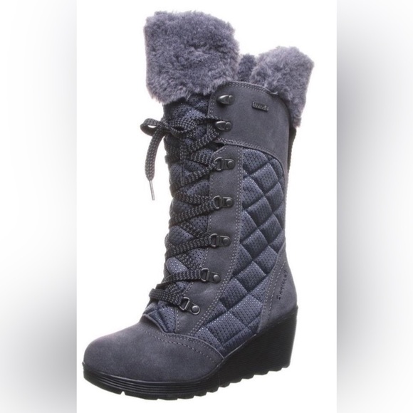BearPaw Shoes - BEARPAW‎ Destiny Tall Wedge Winter Snow Boot
Size 8